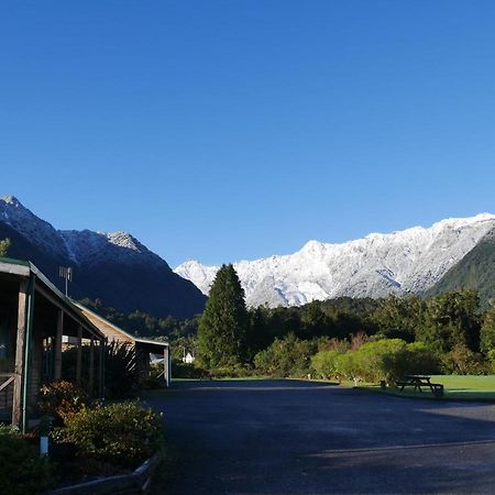 Rainforest Motel Fox Glacier Eksteriør billede