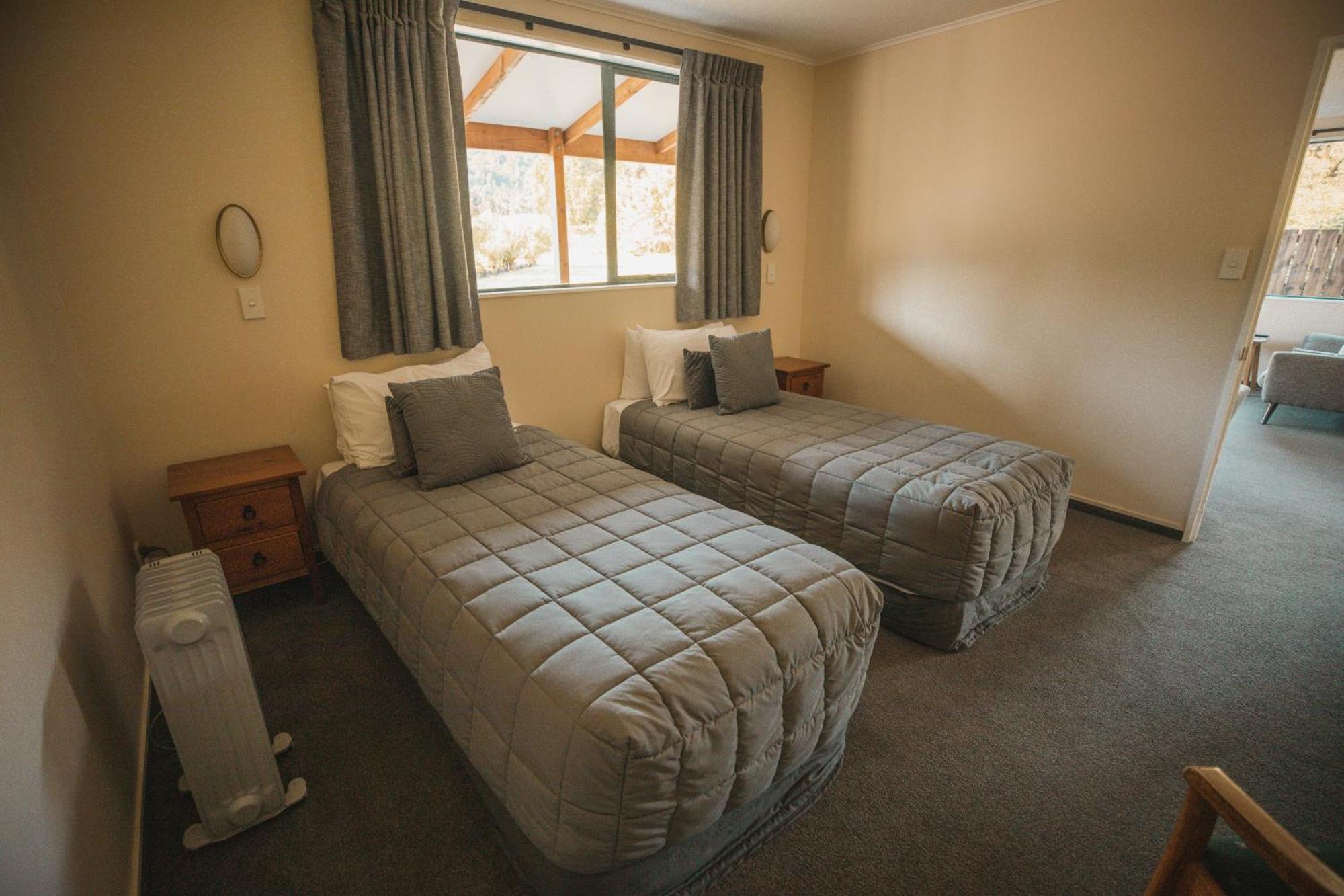 Rainforest Motel Fox Glacier Eksteriør billede