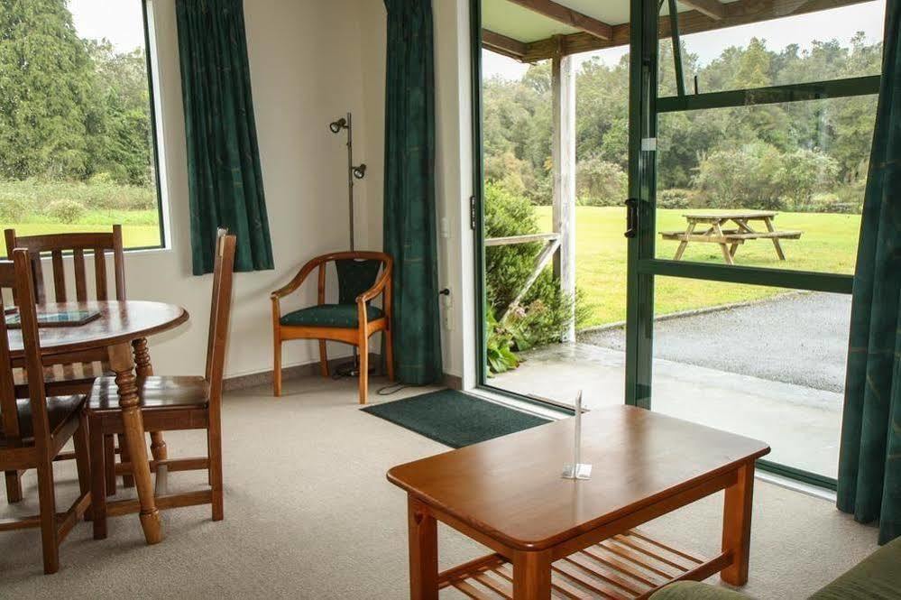 Rainforest Motel Fox Glacier Eksteriør billede